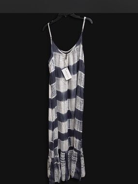 SWEET THE ROSES Tie-Dye Maxi Slip Dress in Navy and White